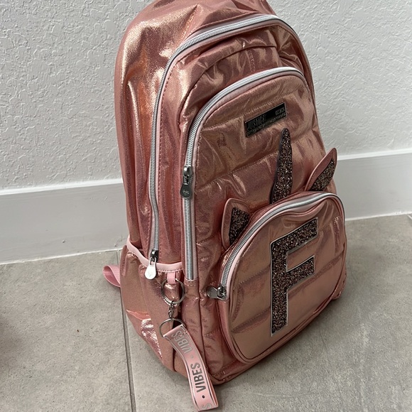 Rose Gold Unicorn Backpack and lunchbox Set - Picture 3 of 4